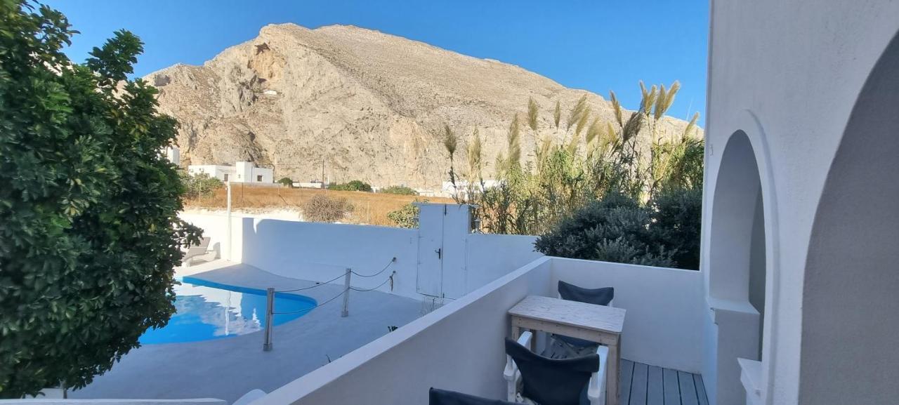 Τρείς Χάριτες Aparthotel Περίσσα Εξωτερικό φωτογραφία